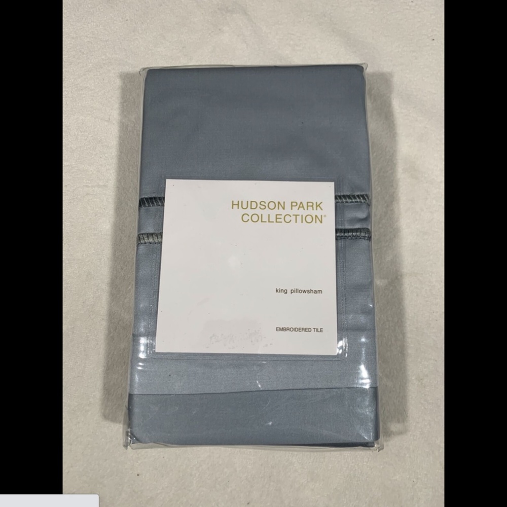 NIB [ 1 King ] Sham for Hudson Park Embroidered‎ Tile